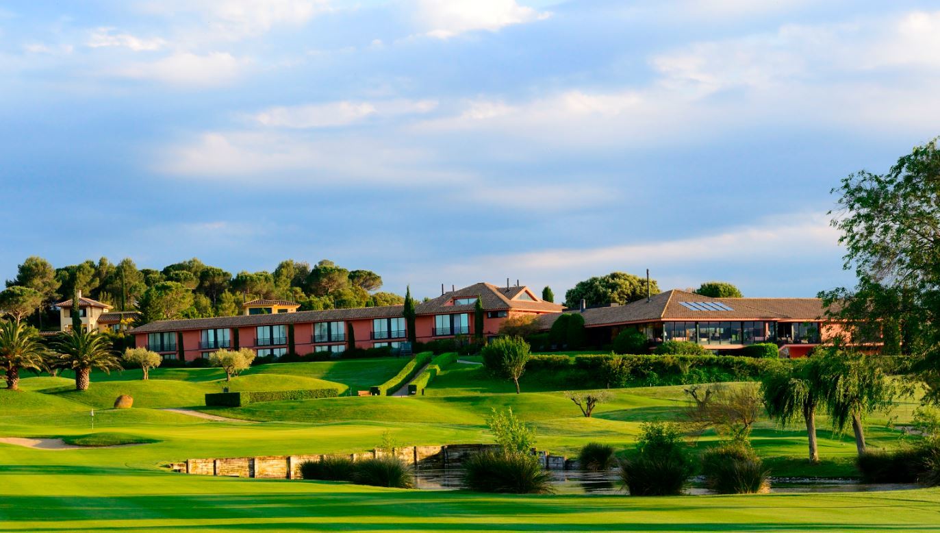 Hotel Torremirona Golf & Spa Navata Buitenkant foto